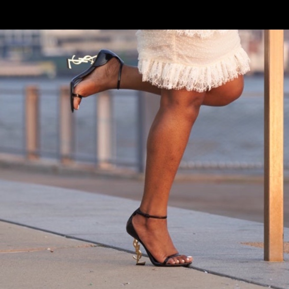 YSL OPYUM SANDALS IN PATENT LEATHER